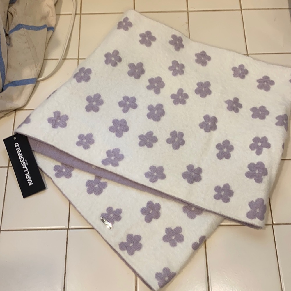 Karl Lagerfeld White and Purple Floral Scarf